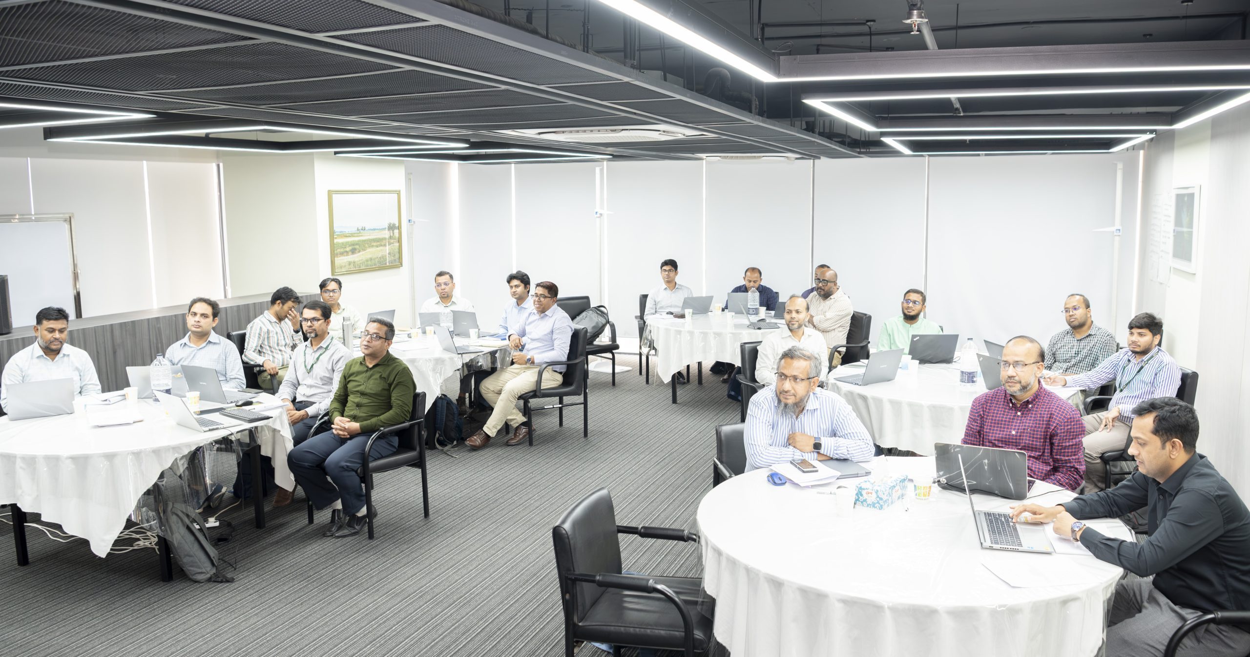 PKSF officials participate in the AI for Workplace Productivity training programme organized by the PKSF Training Centre with funding from the SMART Project.